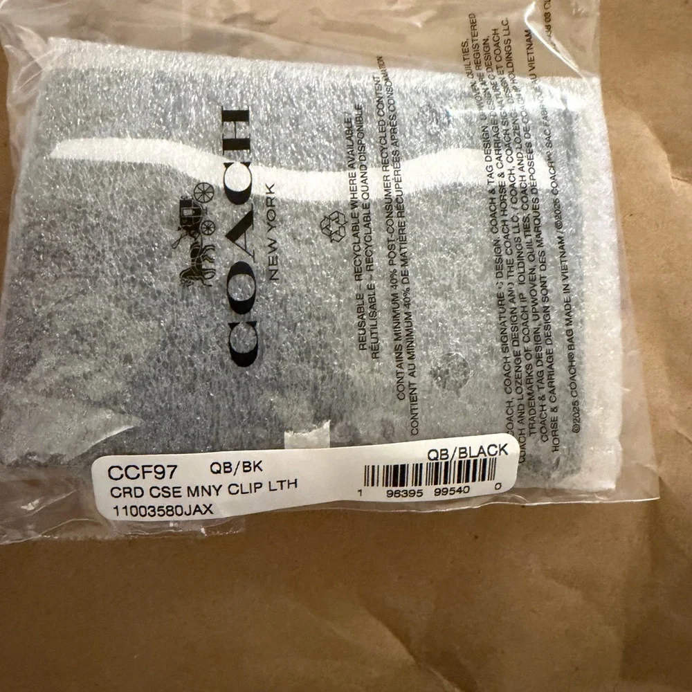 COACH Card Case With Money Clip - Picture 3 of 4